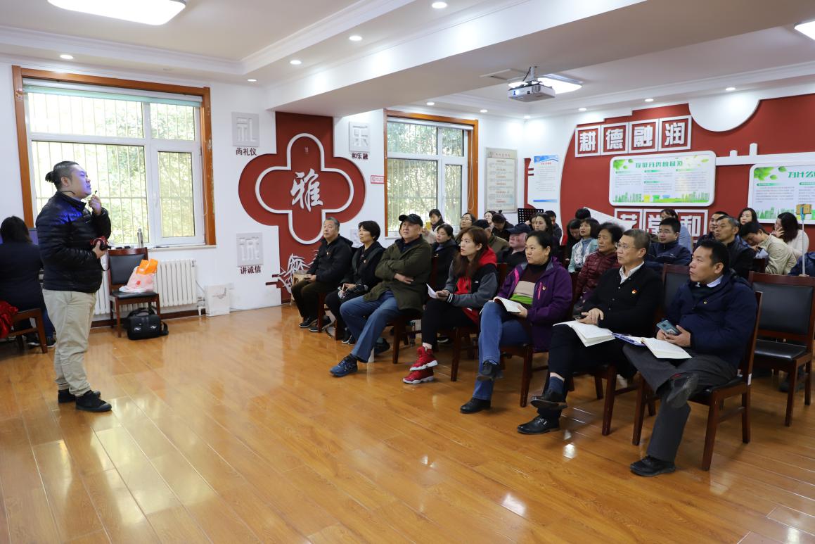 紅色基因融入社區(qū) 文化力量潤澤民心——學(xué)校黨組織開展進(jìn)社區(qū)講黨課與文化藝術(shù)交流活動紀(jì)實